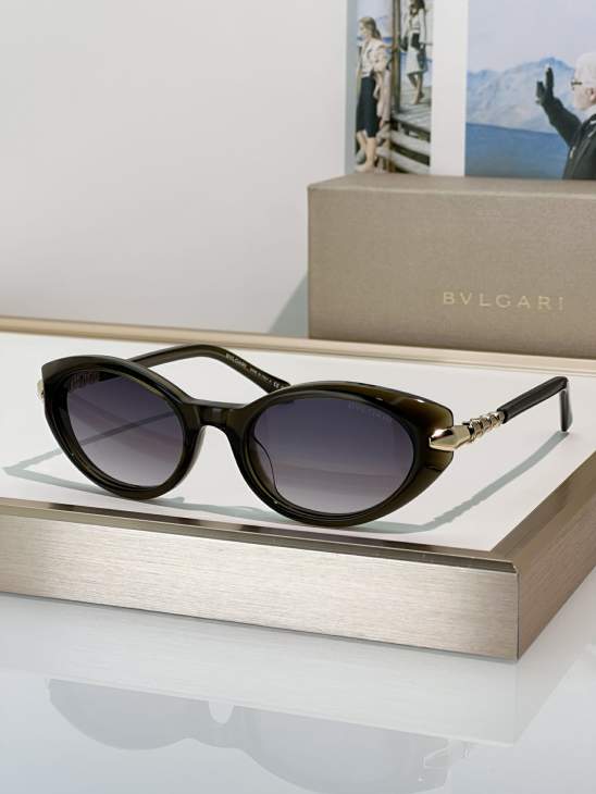 Picture of Bvlgari Sunglasses _SKUfw77796117fw